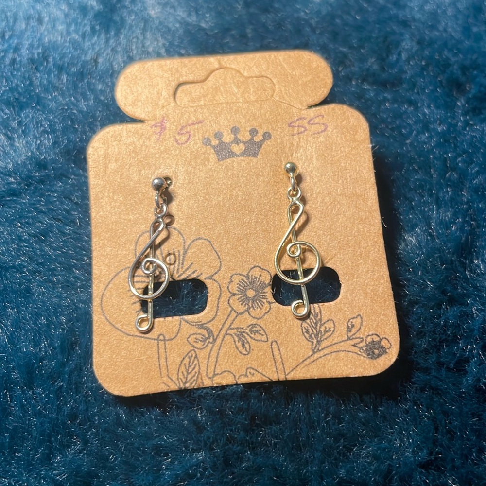 Women’s vintage music note drop earrings sterling silver